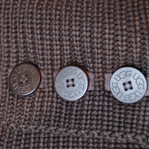 UGG women's brown sweater knit calf boots. Mint condition. Size 8 - Picture 11 of 12